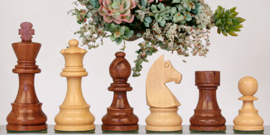 French Staunton Acacia/Boxwood 3 chess pieces - online chess shop