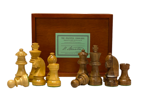 Arabian Chess Set - Gold Frame