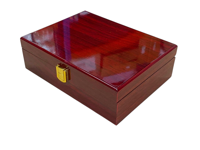 Grandmaster Chess Pieces & High Gloss Box