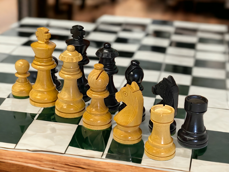 Club Classic Ebonised Chessmen & Slide Lid Box - Official Staunton™ 