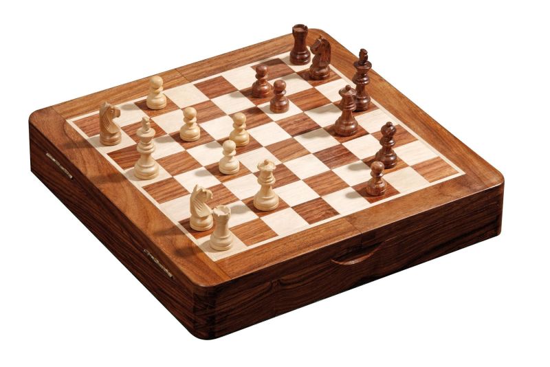 10 Inch Bifold Magnetic Chess Set (2733)