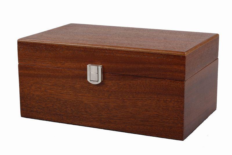 Standard Sapele Euro Chess Box – Official Staunton